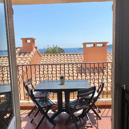 Cap Sud 83 Vue 200m Plages * Ιέρ