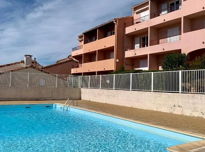 Cap Sud 83 Vue 200m Plages Apartman *